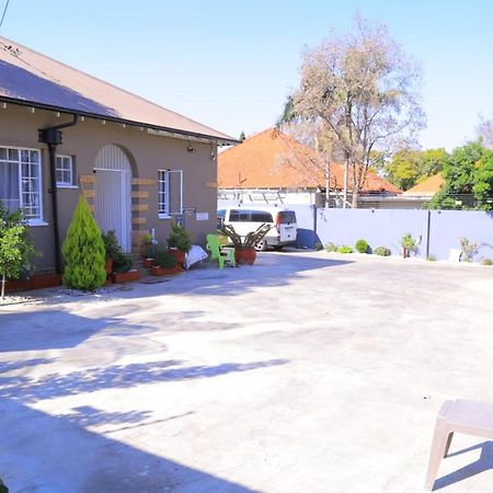 Union Guesthouse Pretoria-Noord Eksteriør billede