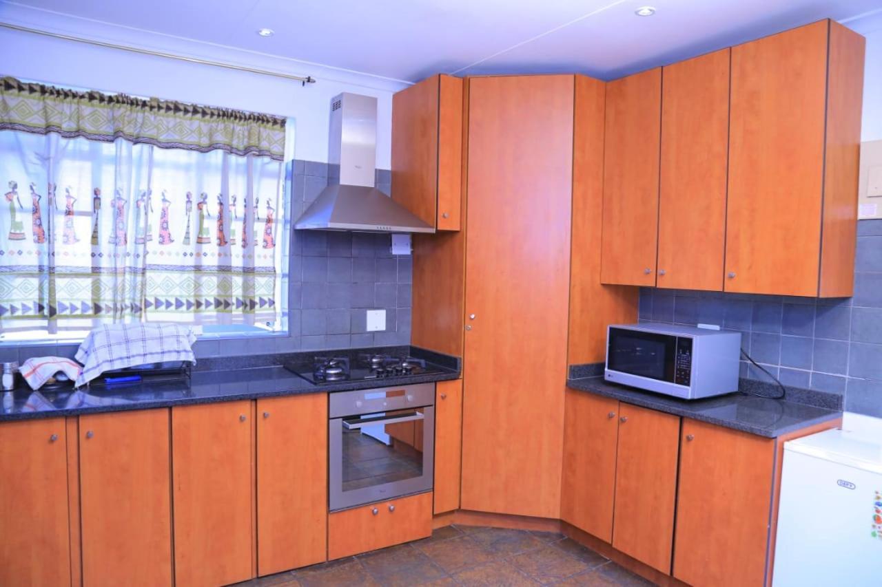 Union Guesthouse Pretoria-Noord Eksteriør billede